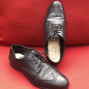 Cole Haan Black Leather Oxford Shoes